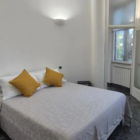 Guru Mostacciano Roma
