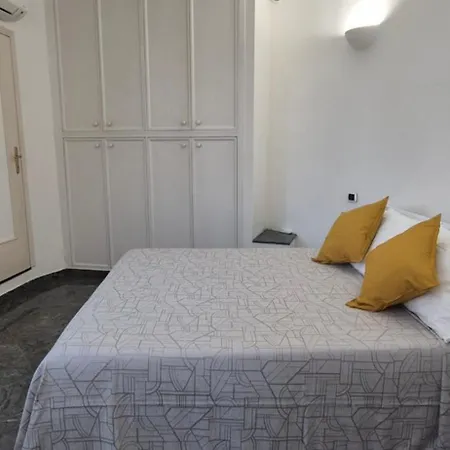 Guru Mostacciano Rome